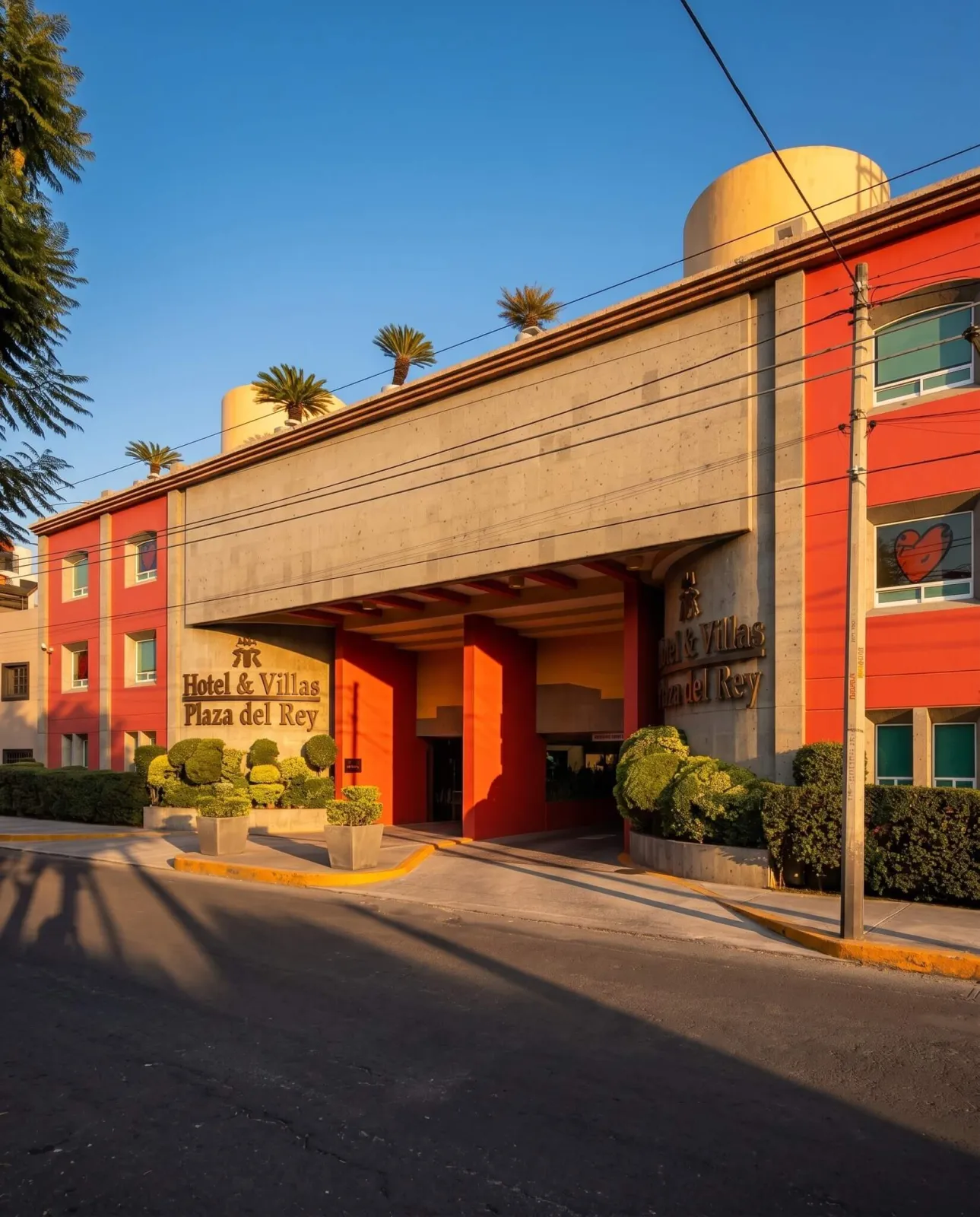 HOT Plaza Del Rey